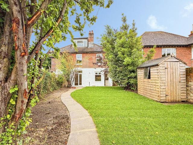 Leigh Road, Highfield, Southampton SO17, 4 bed semi detached house to rent, £3,000 pcm | PrimeLocation
