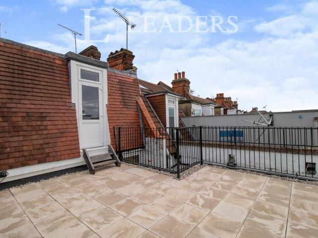 Leigh Road, Leigh on Sea, SS9 1 bed flat to rent £1,250 pcm £288 pw