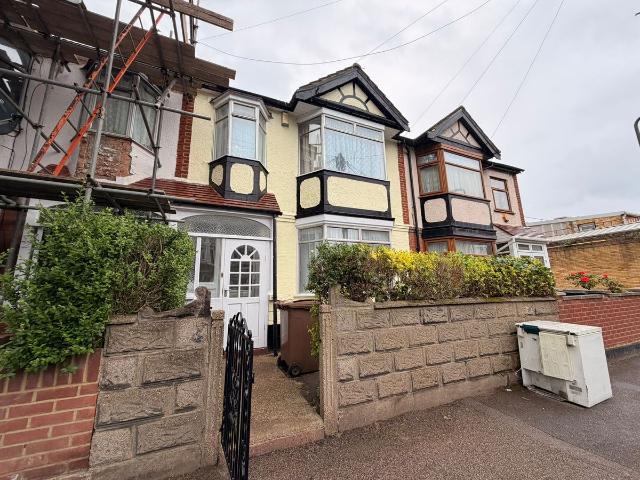 Leigh Road, Leyton E10, 4 bed terraced house to rent, £2,550 pcm | PrimeLocation
