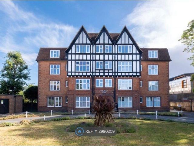 Leigham Court Road, London SW16, 1 bed flat to rent, £1,600 pcm | PrimeLocation