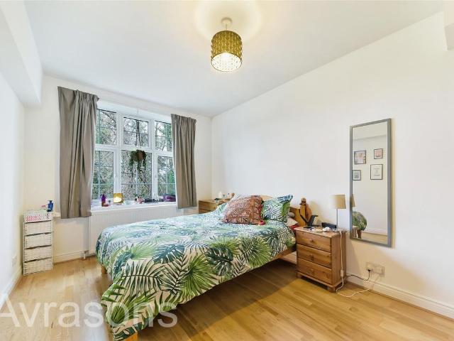 Leigham Court Road, Streatham, London SW16, 4 bed flat to rent, £3,500 pcm | PrimeLocation