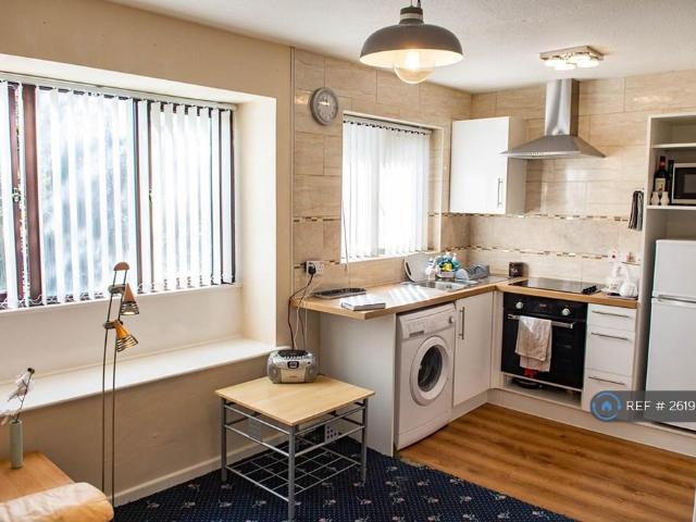 Leighton Av, Loughborough, LE11 1 bed flat to rent £725 pcm £167 pw