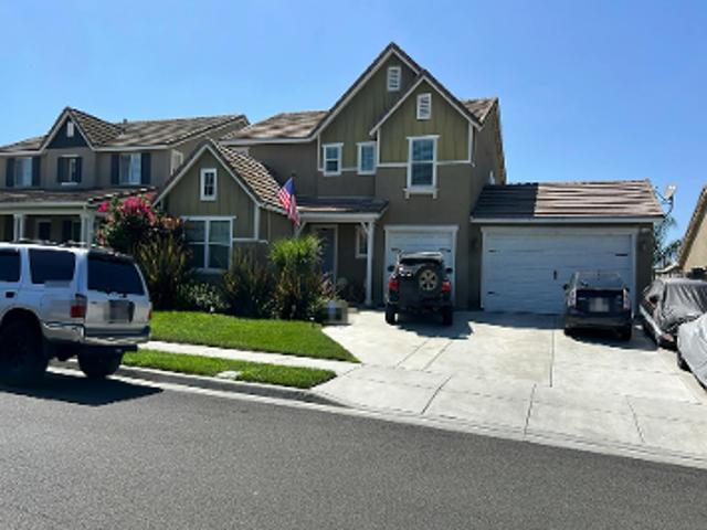 Leighton Dr