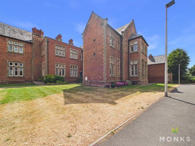 Leighton Park, Bicton Heath, Shrewsbury SY3, Studio to rent, £775 pcm | PrimeLocation