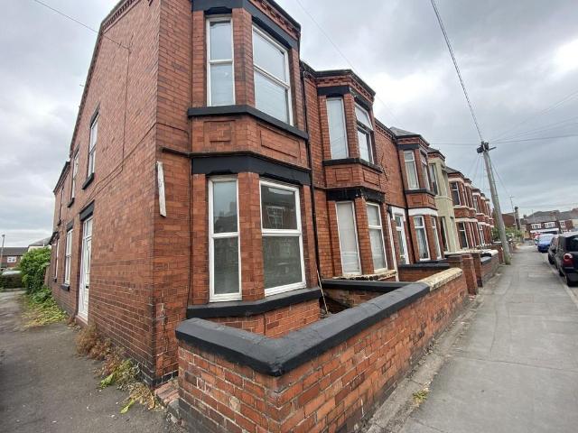 Leighton Street, Crewe 3 bed end of terrace house to rent £895 pcm £207 pw