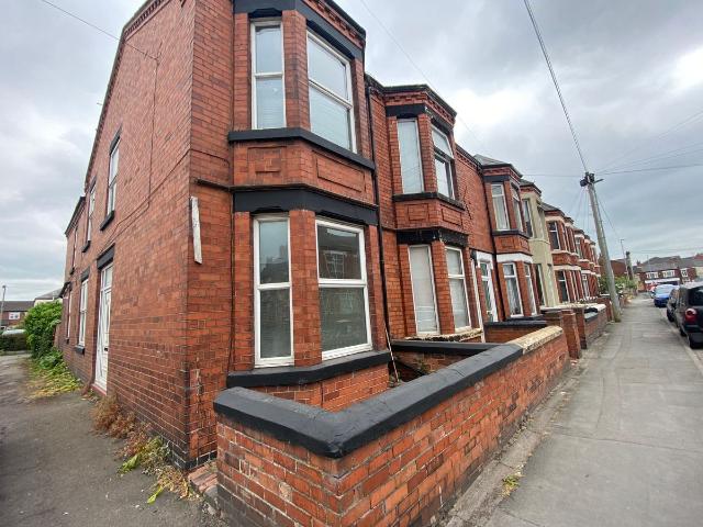 Leighton Street, Crewe CW1, 3 bed end terrace house to rent, £900 pcm | PrimeLocation