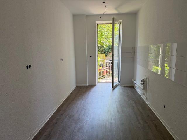 Leipzig Leutzsch 2 Zimmer Wohnung mit Balkon frei ab sofort