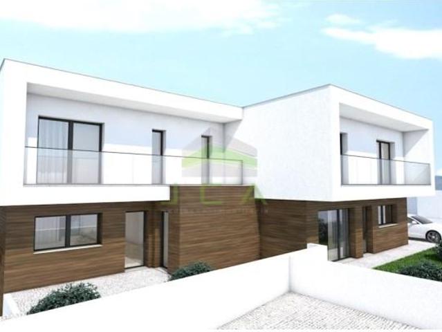 Leiria Leiria 103135068