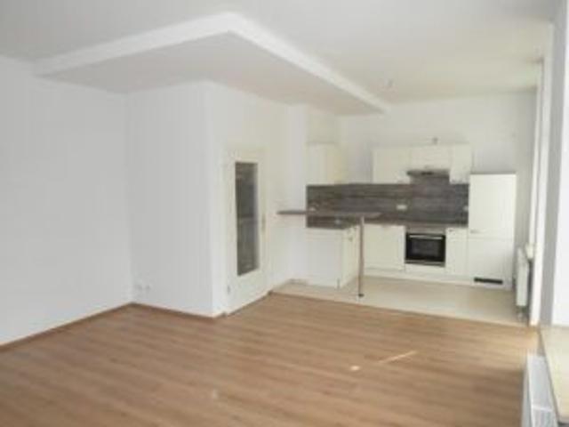 Leißnerstr. 26, Wohnung 3 ~~~ Einbauküche, Maisonette, Balkon, Bad mit Wanne und Dusche, Gäste WC, Abstellraum, Keller