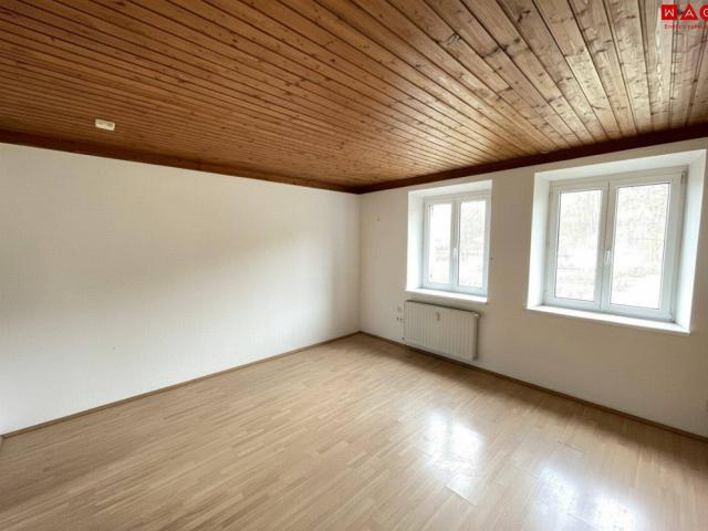 Leistbare 4 Zimmer Familien Eigentumswohnung mit Potential!