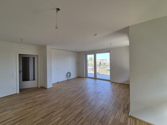 Leistbare Familienwohnung 4 Zimmer, Großer Balkon in Moderner Siedlung & Beste Infrastruktur