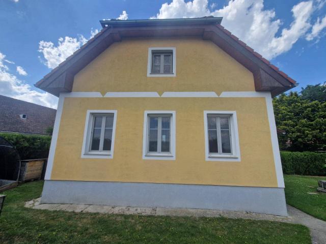 LEISTBARES LANDHAUS MIT TRAUMHAFTEM GARTEN IN BELIEBTER WOHNLAGE VON GEMEINLEBARN MIT DIREKTEM BAHNANSCHLUSS