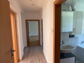 Leistbares Wohnen in Traisen! Schön aufgeteilte 3 Zimmerwohnung in Ruhelage mitten in der beliebten WAG Siedlung!