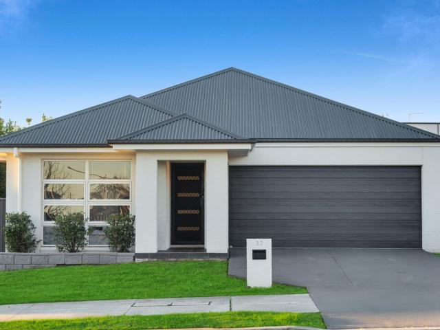 Leppington, 17 Fig Avenue