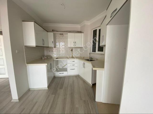 Lerox Uçar’dan Merkezi Konumda 3+1 Kiralık Daire