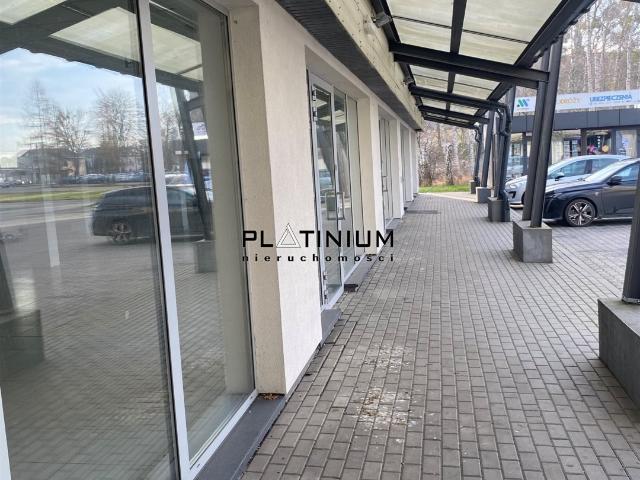 Atrakcyjny lokal 330 m² w galerii z dużym parkingiem