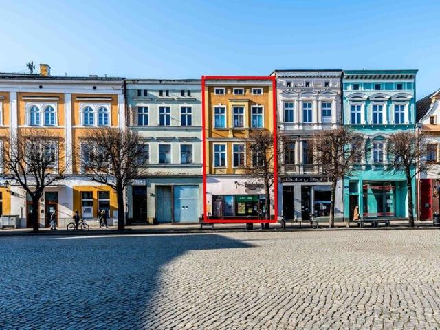 Na sprzedaż zabytkowa kamienica 550 m² na Leszczyńskim Rynku