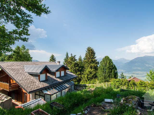 Les Cerniers, 3,5 Zimmer mit Wintergarten