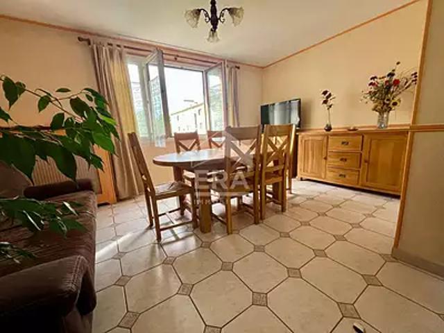 Les Clayes sous Bois 78340 Achat / Vente appartement 3 pièces t3 parking