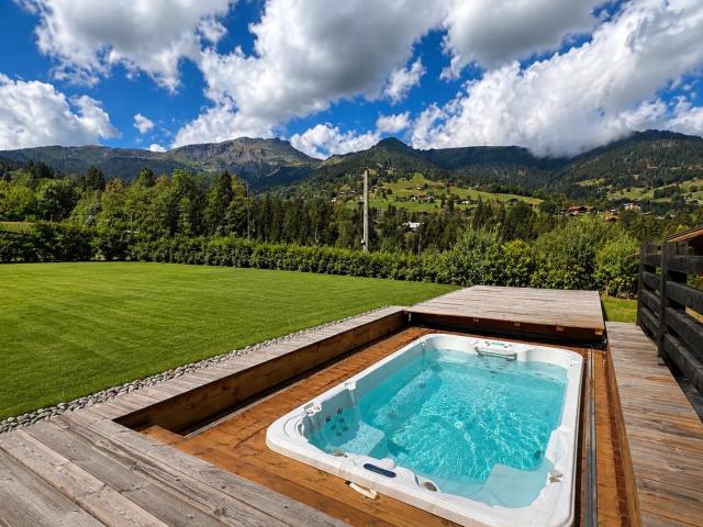 LES CLÉS DE MEGÈVE VOUS PROPOSE – CHALET D’EXCEPTION AUX PORTES DE COMBLOUX ET CORDON