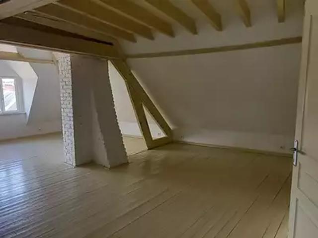Les Andelys 27700 Achat / Vente appartement 2 pièces t2 au dernier étage