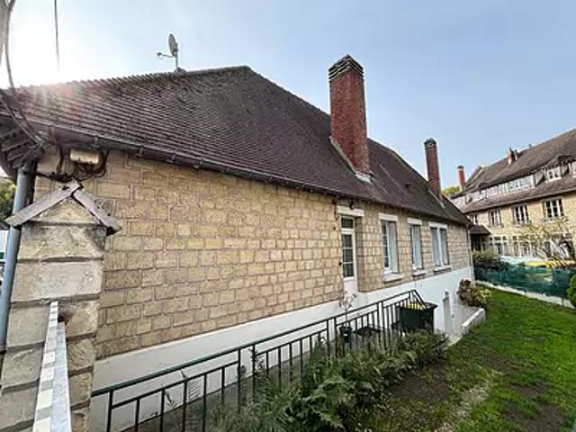 Les Andelys 27700 Achat / Vente maison 5 pièces t5 au dernier étage