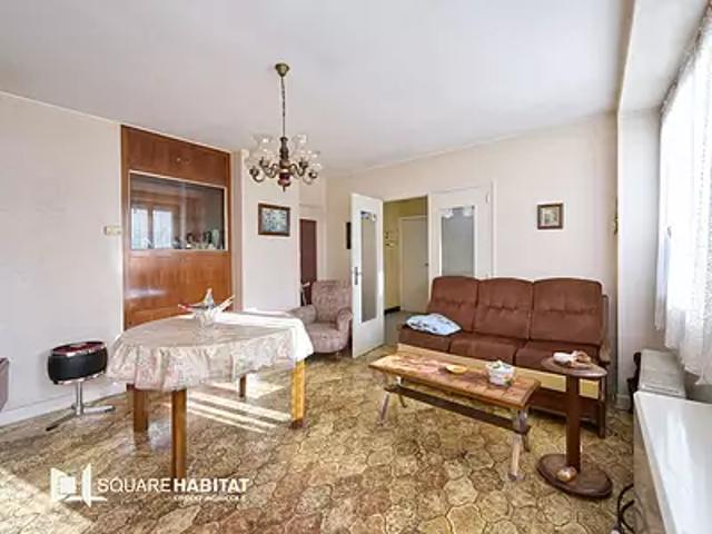 Les Abrets en Dauphiné 38490 Achat / Vente maison 3 pièces t3 au dernier étage parking