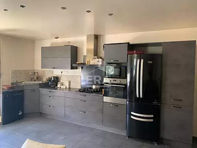 Les Abrets en Dauphiné 38490 Achat / Vente appartement 3 pièces t3 parking