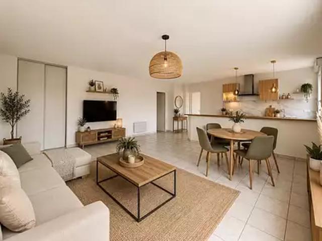 Les Abrets en Dauphiné 38490 Location appartement 4 pièces t4 au dernier étage