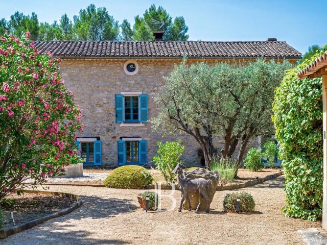 Les Arcs sur Argens – Domaine de la fin du XVIIᵉ siècle sur. 415m² Les Arcs