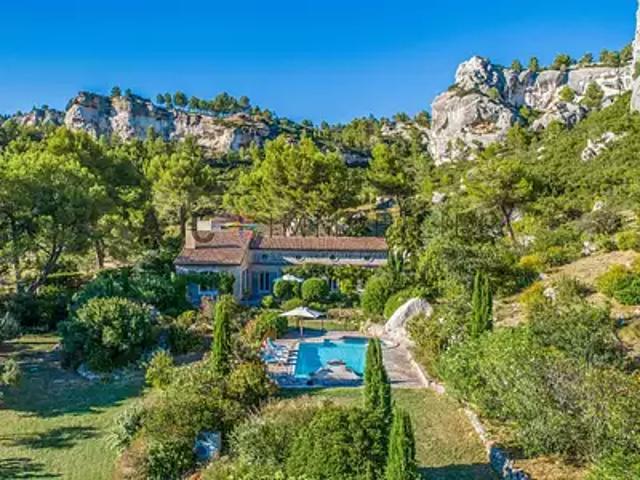 Les Baux de Provence 13520 Achat / Vente maison 6 pièces t6 piscine