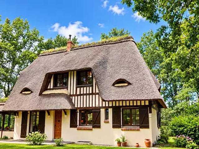 Les Baux Sainte Croix 27180 Achat / Vente maison 9 pièces t9 terrasse cave