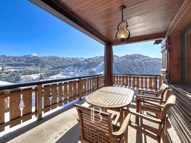 Les Gets Chalet vue dégagée sur le village Exposé Sud Es. 177m² Les Gets
