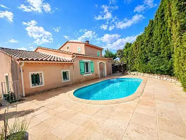 Les Granges Gontardes 26290 Achat / Vente maison 4 pièces t4 au dernier étage piscine