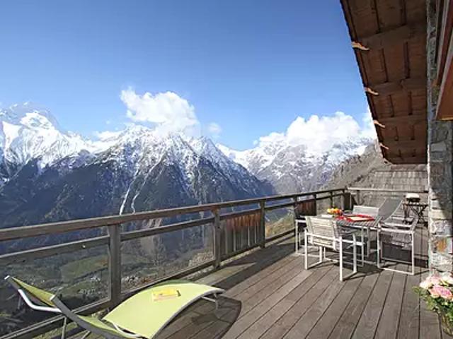 Les Deux Alpes 38860 Achat / Vente maison 6 pièces t6 au dernier étage terrasse