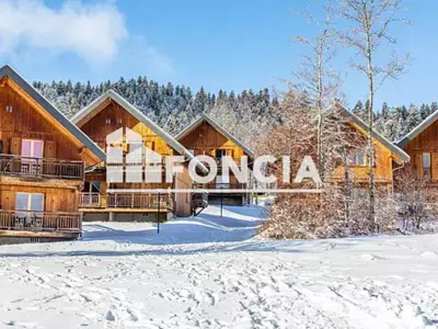 Les Déserts 73230 Achat / Vente appartement 2 pièces t2 au dernier étage piscine