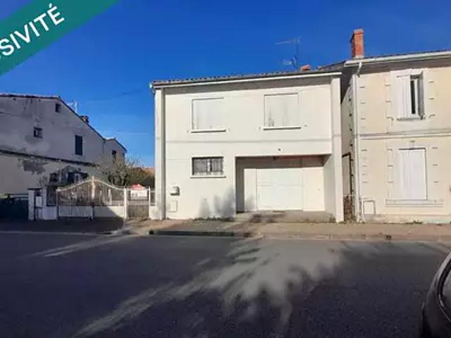 Les Eglisottes et Chalaures 33230 Achat / Vente maison 7 pièces t7 terrasse