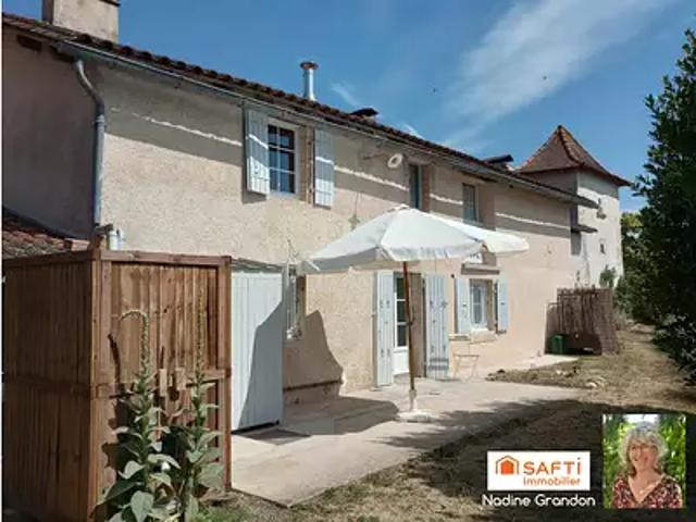 Les Essards 16210 Achat / Vente maison 7 pièces t7 terrasse parking