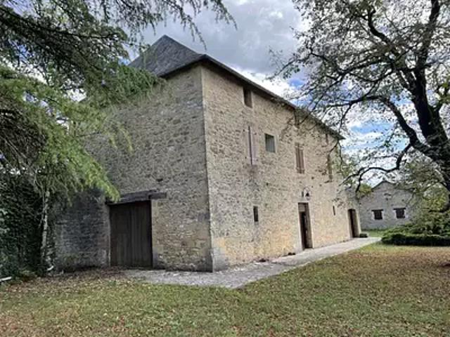 Les Farges 24290 Achat / Vente maison 8 pièces t8
