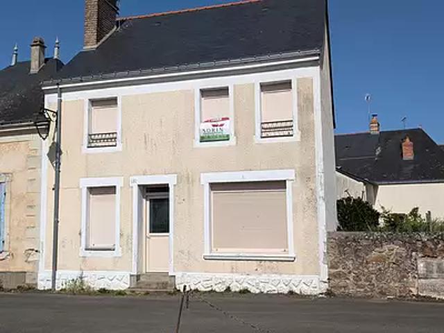 Les Hauts d'Anjou 49330 Location maison 5 pièces t5 au dernier étage