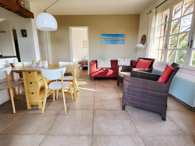 LES HAUTS DE GIGARO APPARTEMENT AVEC JARDIN PRIVATIF VUE MER ET GARAGE