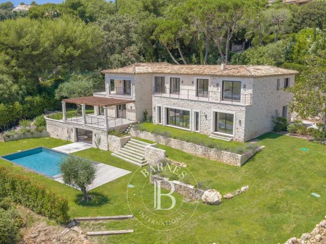 Les Hauts de Saint Paul – Elégante villa avec vue mer panora. 381m² Saint Paul de Vence