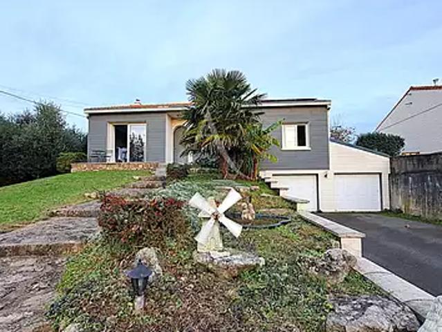 Saint Mars la Réorthe 85590 Achat / Vente maison 6 pièces t6 terrasse cave