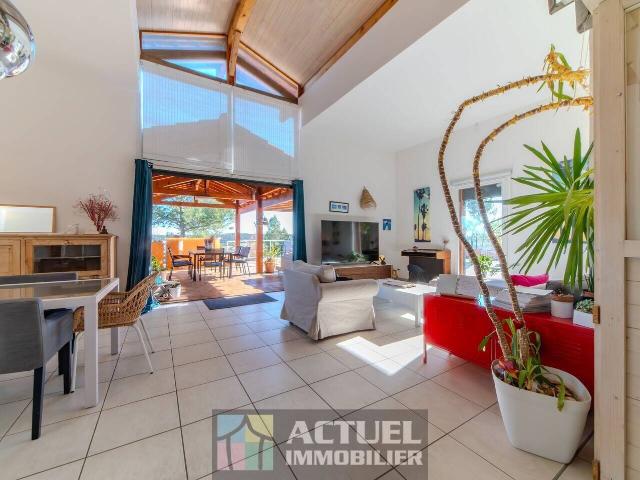 Les Matelles A louer Villa de charme avec piscine et vue domi