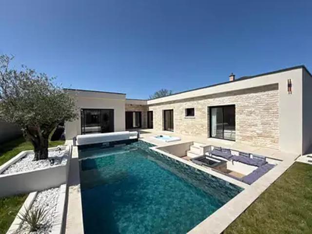 Les Martres de Veyre 63730 Achat / Vente maison 4 pièces t4 piscine terrasse