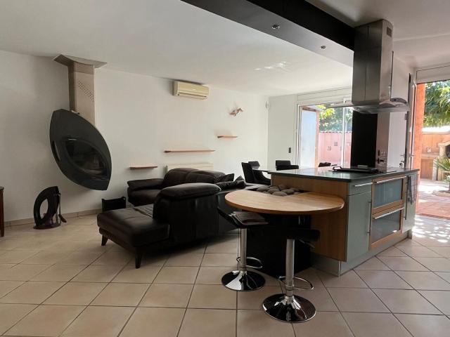 LES MILLES VILLA MEUBLEE GARAGE JARDIN