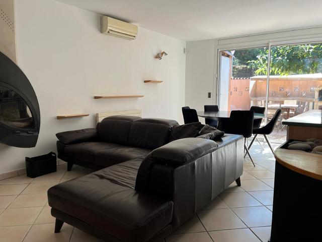 LES MILLES VILLA MEUBLEE GARAGE JARDIN