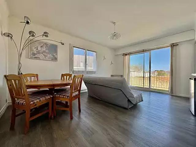 Les Sables d'Olonne 85100 Achat / Vente appartement 2 pièces t2