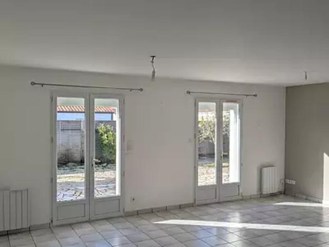 Les Sables d'Olonne 85180 Achat / Vente maison 3 pièces t3 terrasse parking