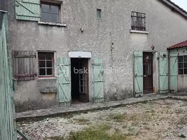 Les Pins 16260 Achat / Vente maison 4 pièces t4 cave